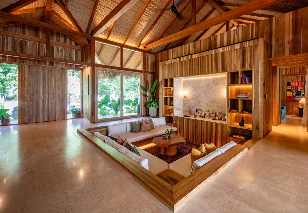 Villa in Nosara - Truly Beachfront Villa with Ocean Views, Sleeps 11