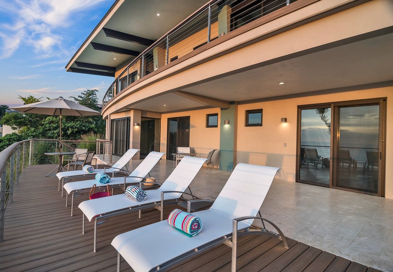 Villa in Nacascolo - Oceanfront Oasis with Private Pool & Exclusive Beach Club Access